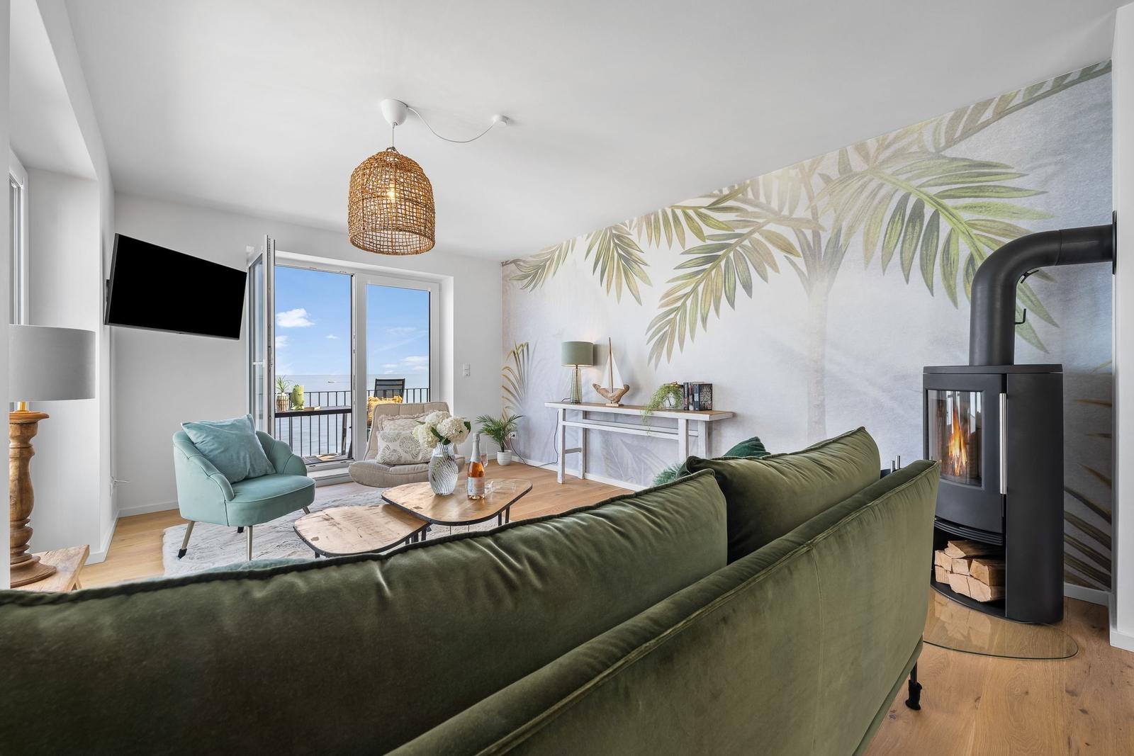 Wohnung mit Küche, zwei Schlafzimmern, Bad und Balkon. Treppenhaus und Sauna vorhanden.