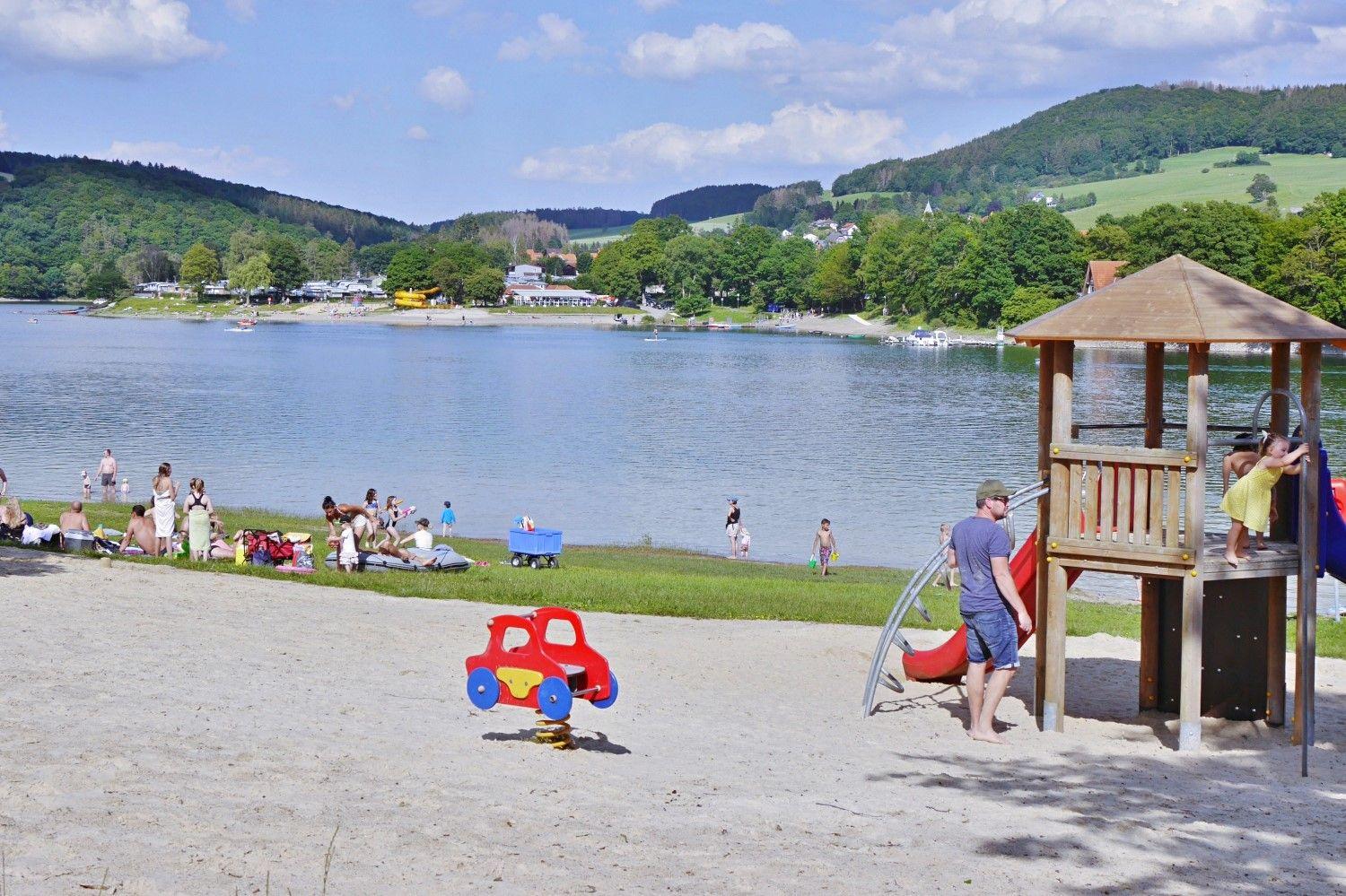 Strandbäder am Diemelsee