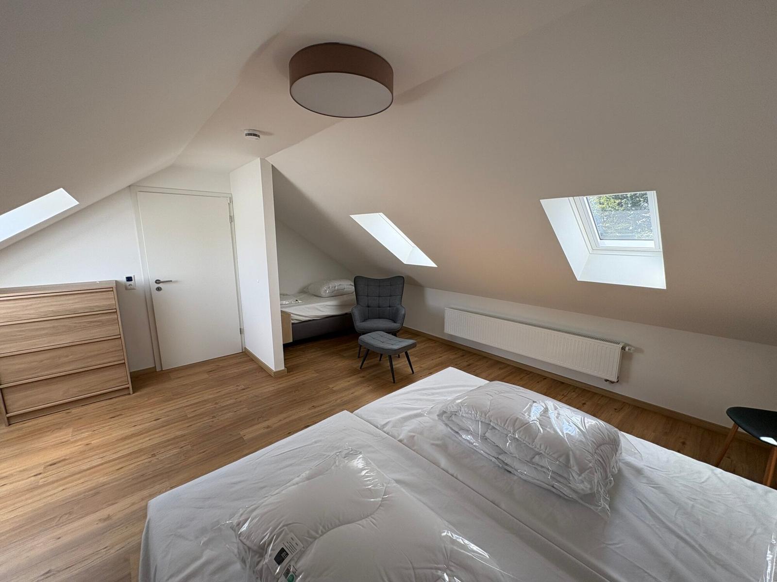 Schlafzimmer 7