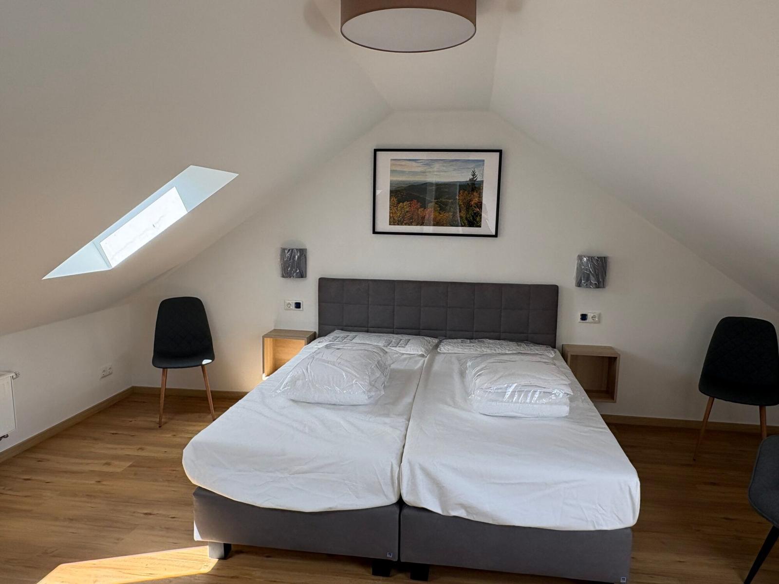 Schlafzimmer 7