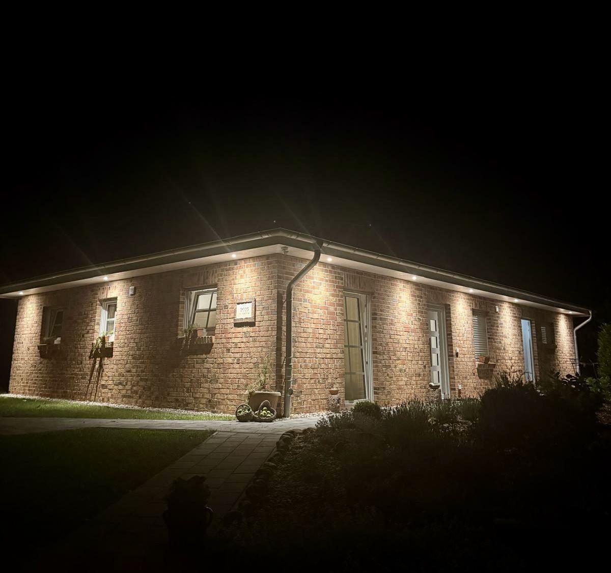 Grodehus präsentiert sich bei Nacht....