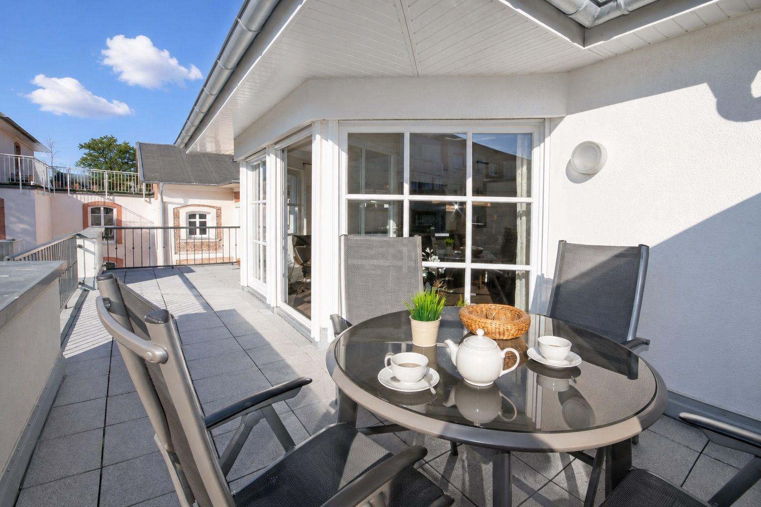 Balkon West und Nordseite