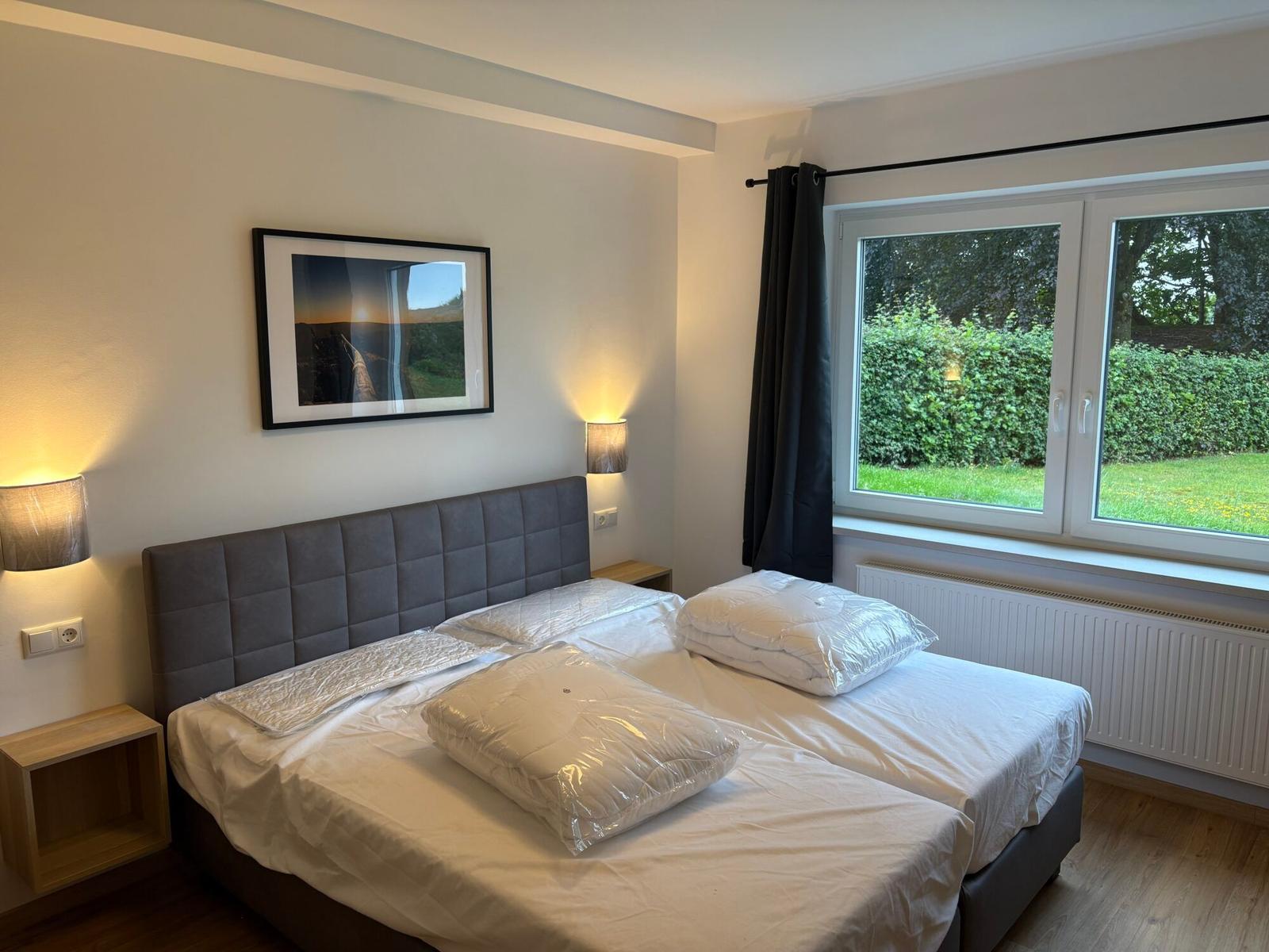 Schlafzimmer 1