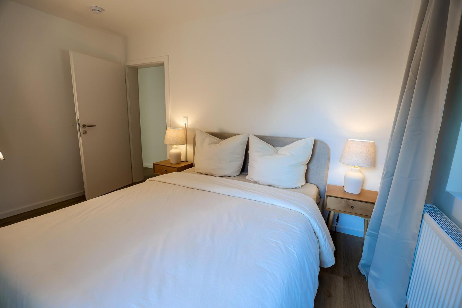 Schlafzimmer 2 - mit komfortablem Doppelbett
