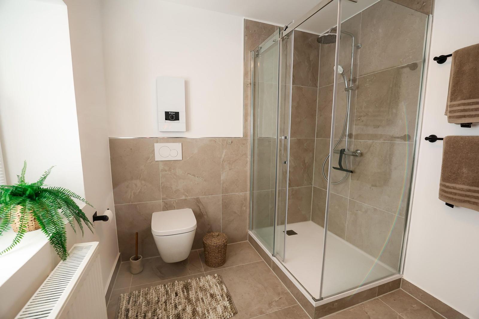 Moderne Dusche