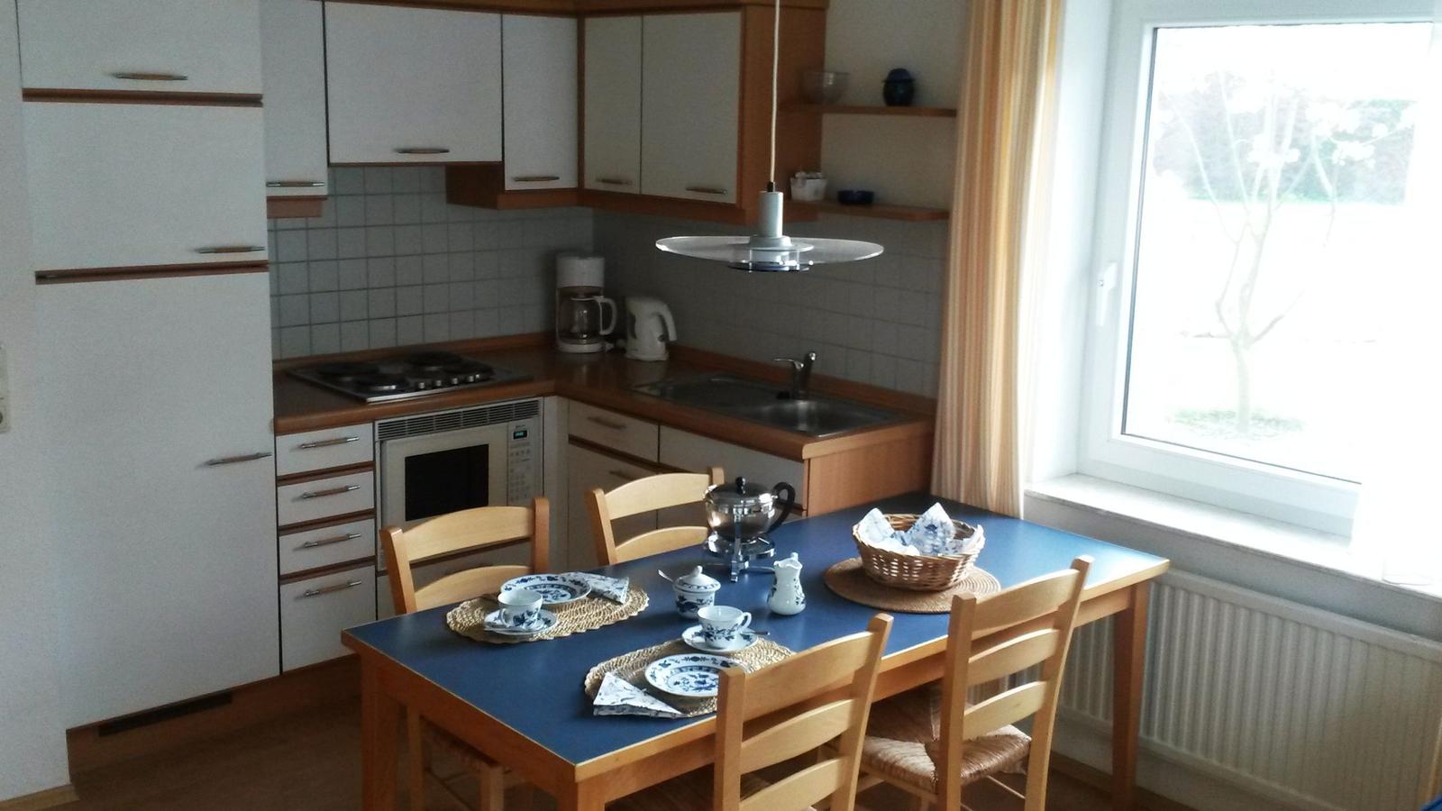 offene Küche mit Essbereich