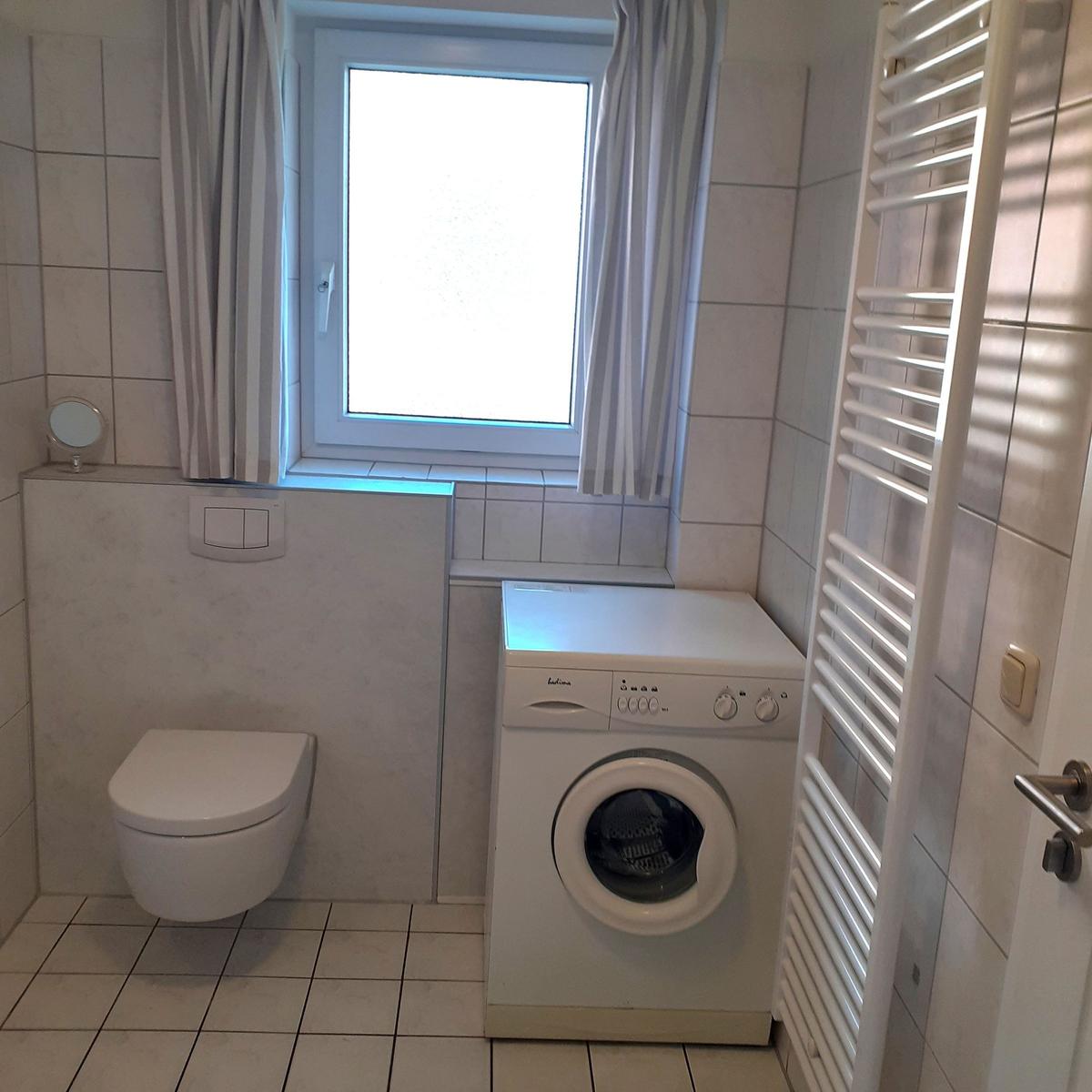 Waschmaschine im Badezimmer