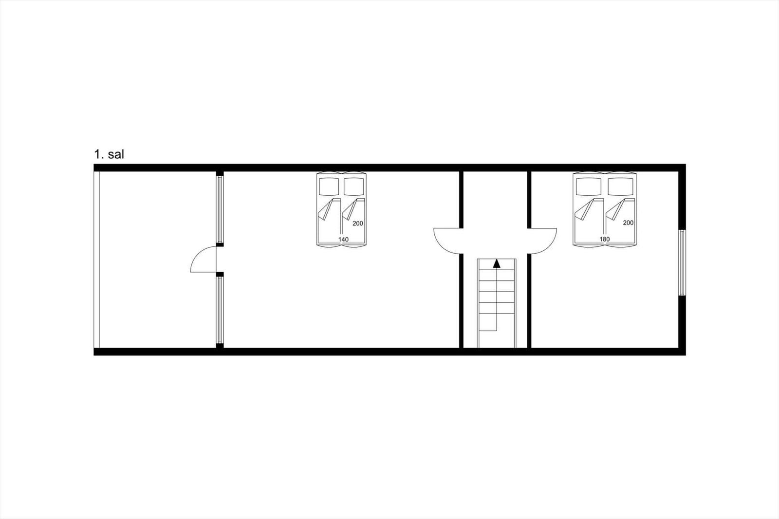 Erster Stock mit zwei Schlafzimmern und Treppe zur nächsten Etage.