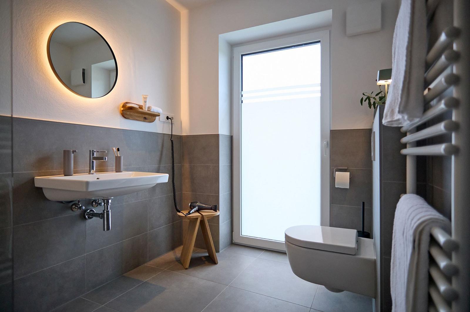 Badezimmer 1, Erdgeschoss...