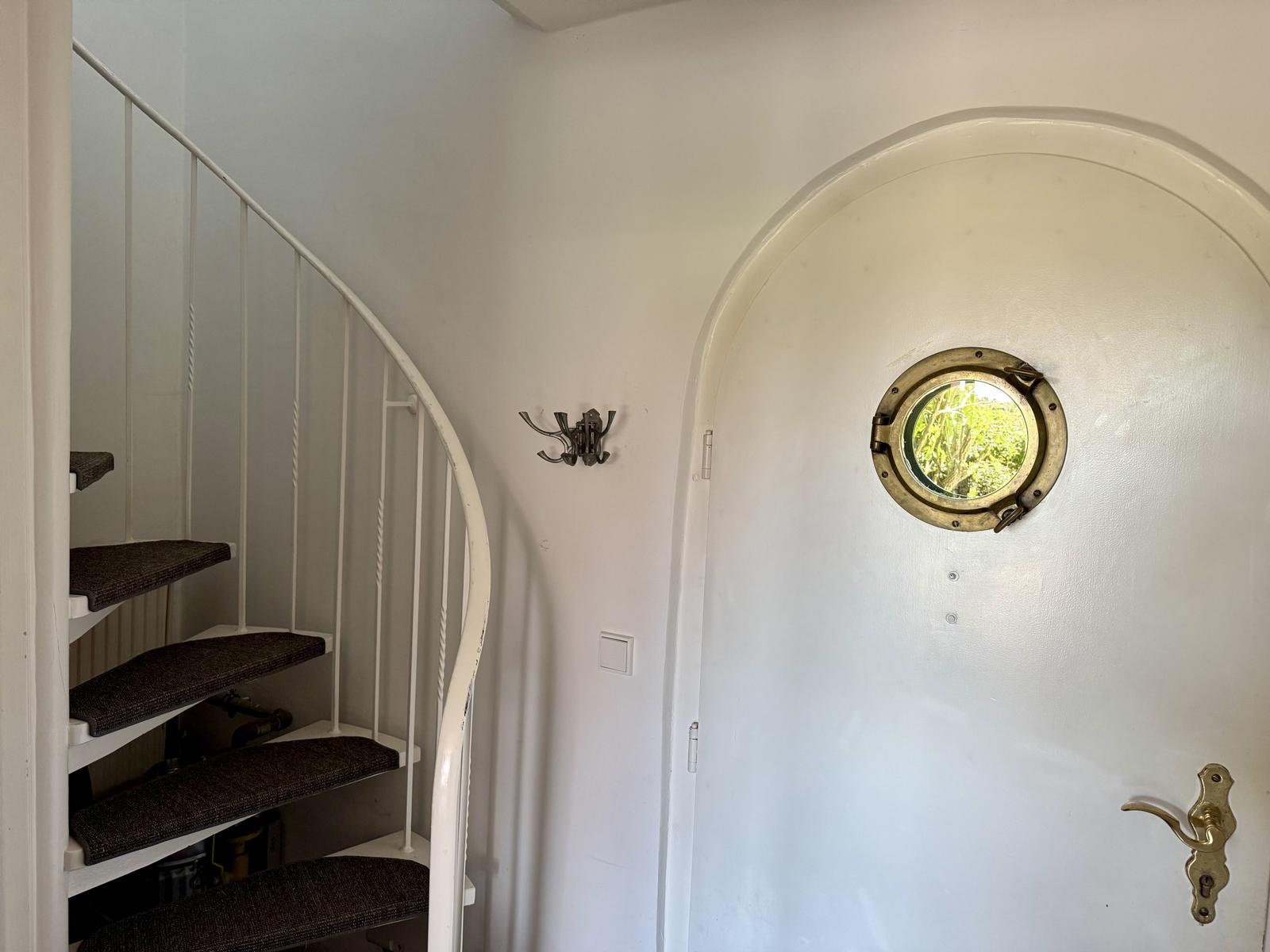 Treppe ins 1.OG