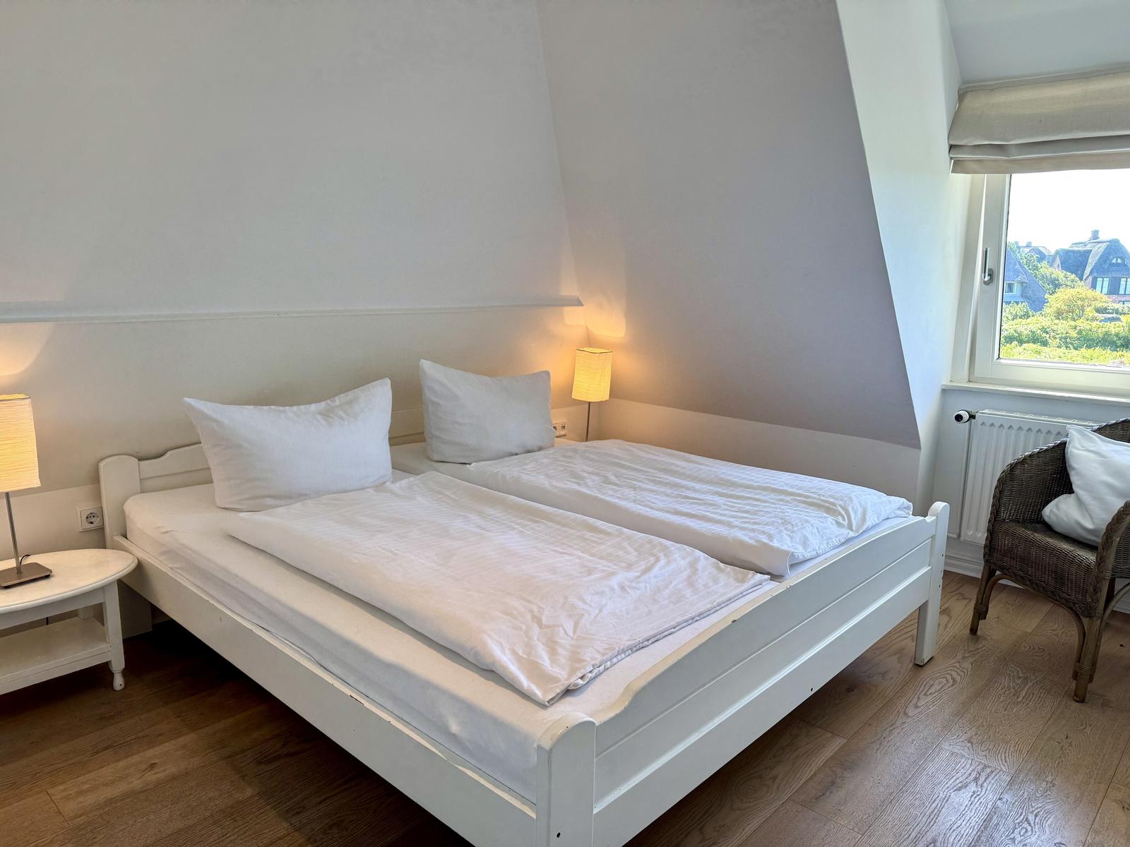 Doppelschlafzimmer (180x200 cm) im 1.OG