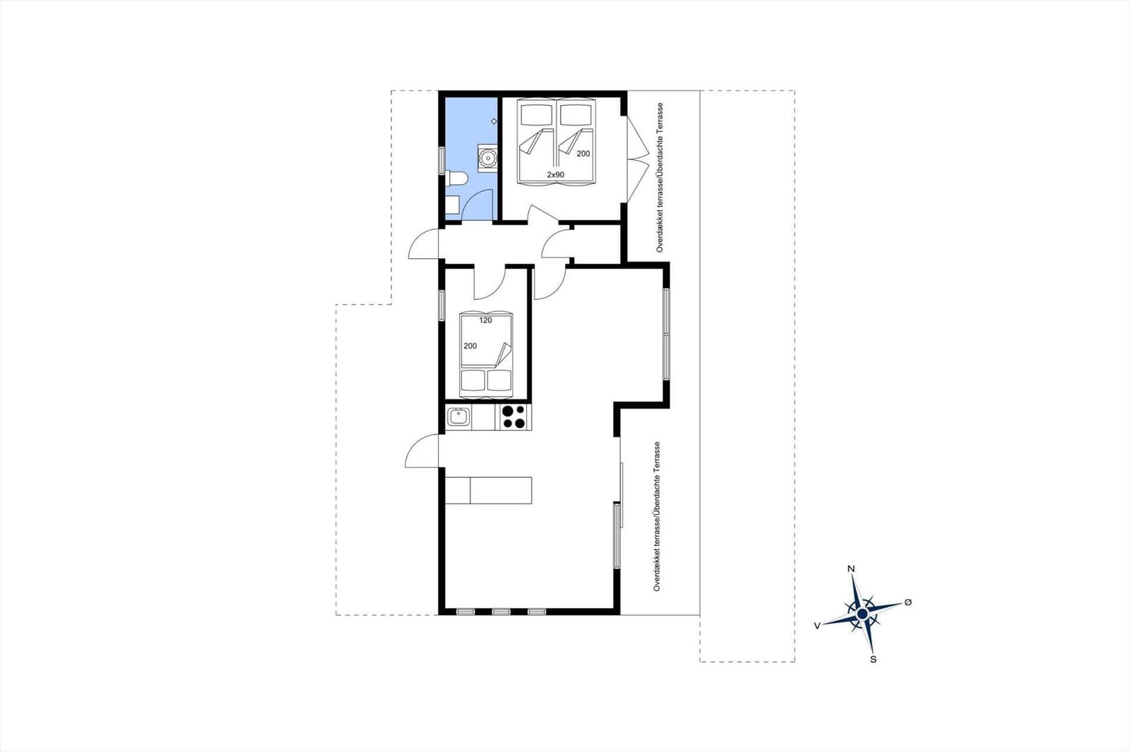 Two-room apartment with kitchen, bathroom, and covered terrace.
