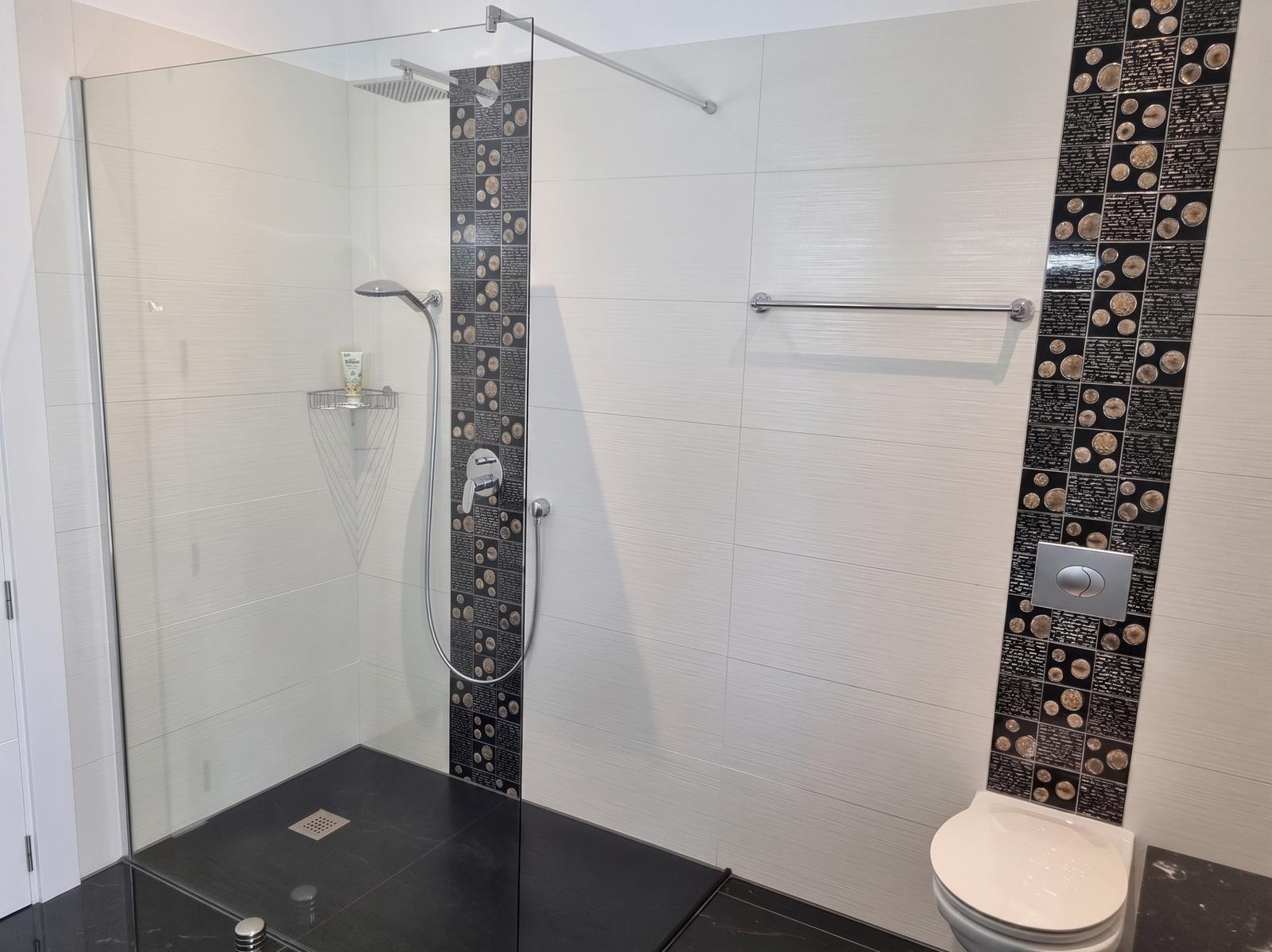 Erdgeschoss Bad Dusche