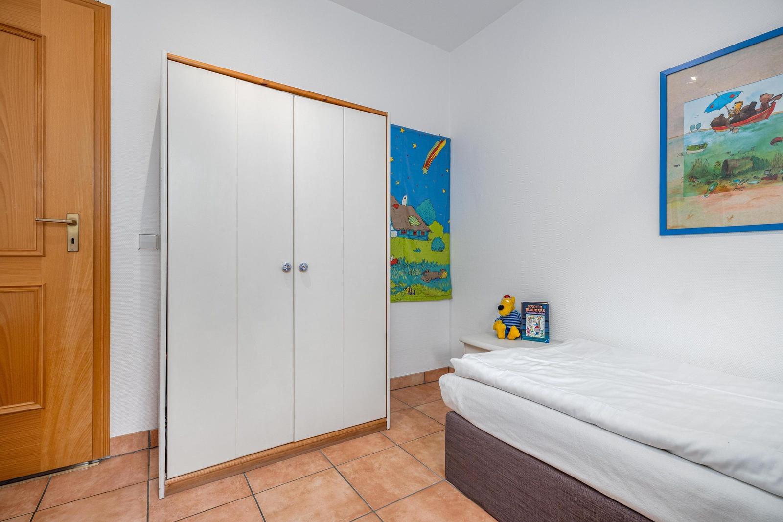 Schlafzimmer mit Doppelbett