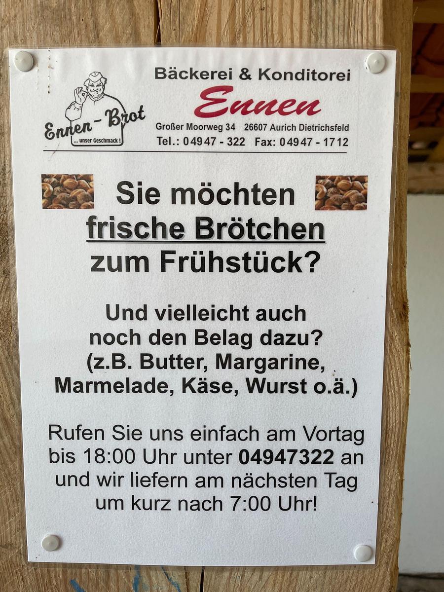 Das Logo zeigt ein Haus aus dem Jahr 1776 mit dem Namen Dreybült.