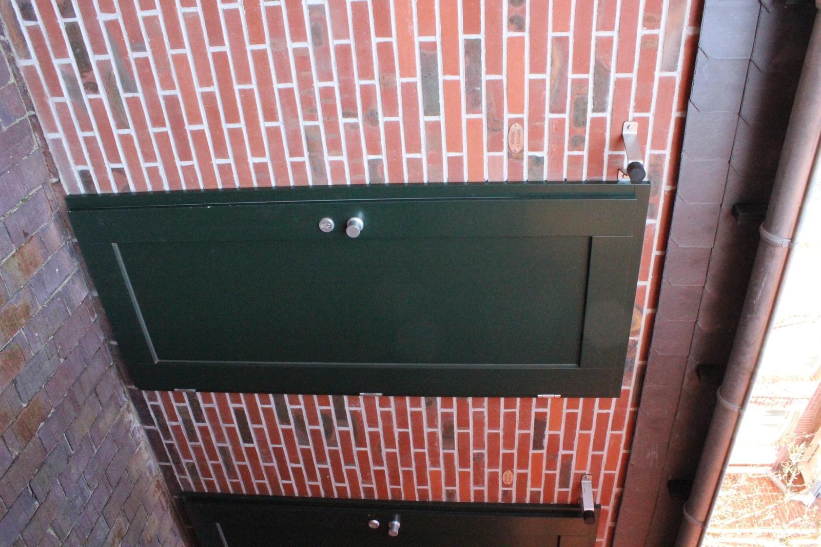 Wohnung 2 unten mit Küche, Wohn- und Schlafzimmer sowie Bad