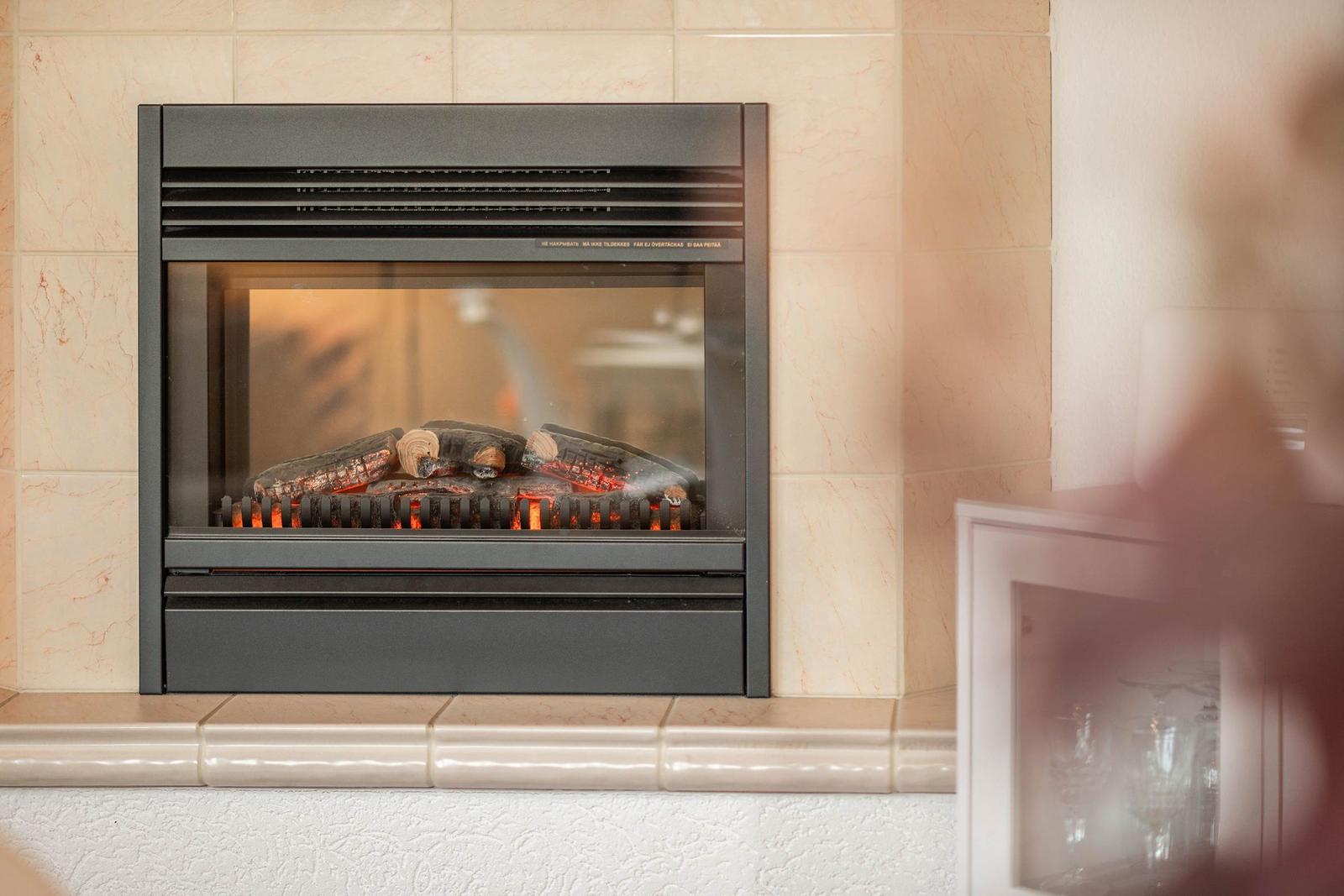 Kamin-/Ofen