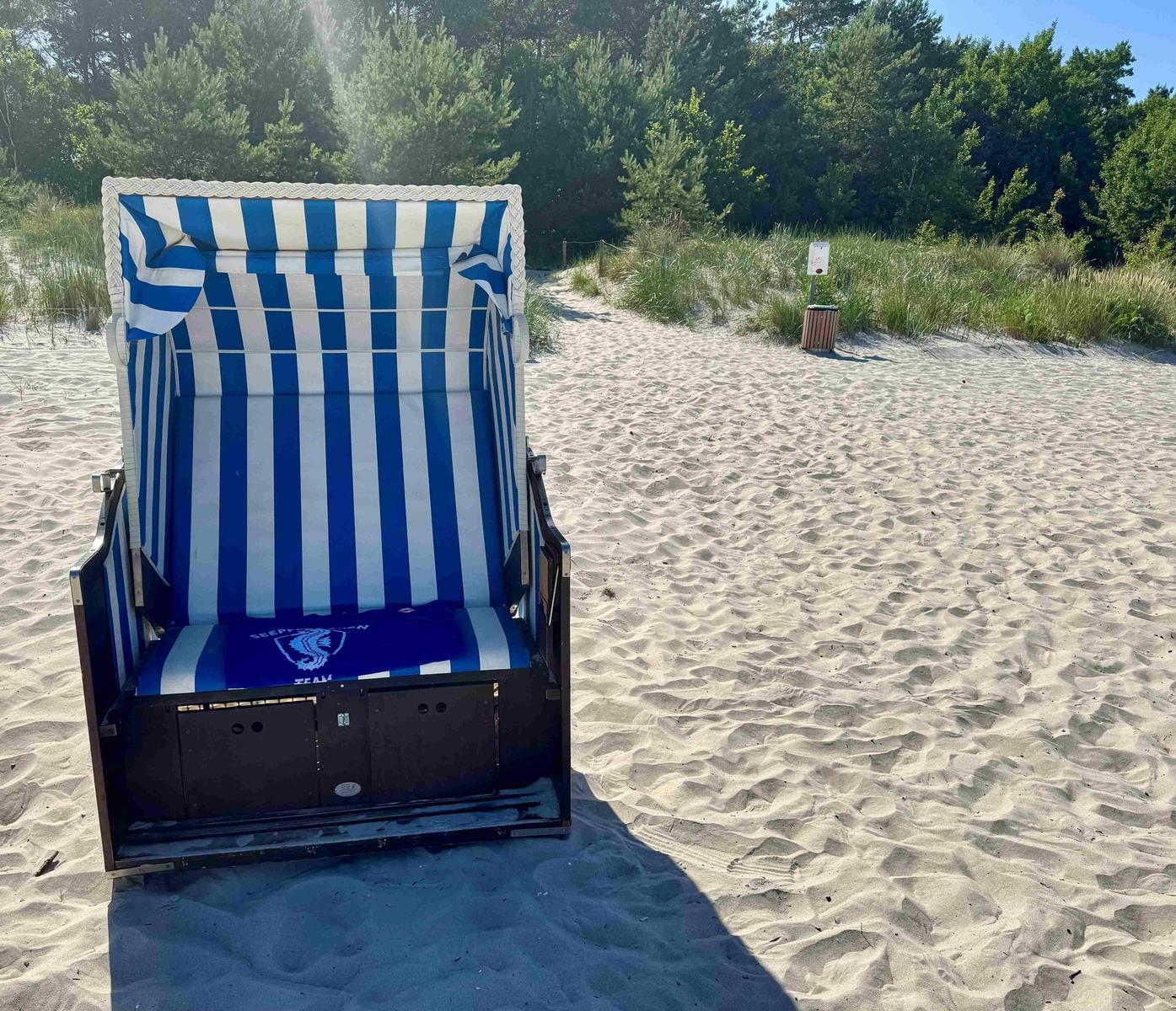 Strandkorb am Strand