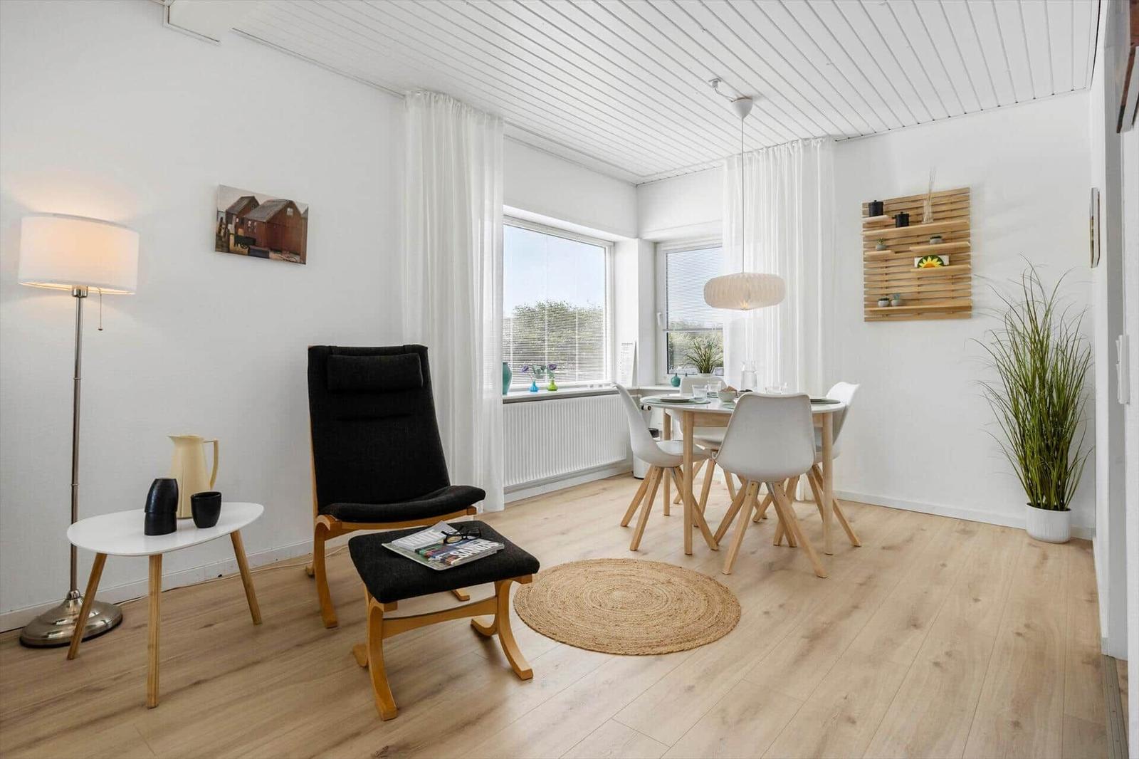 Kellerplan mit privaten Räumen und Schuppenbereichen sowie Toiletten und Treppe.
