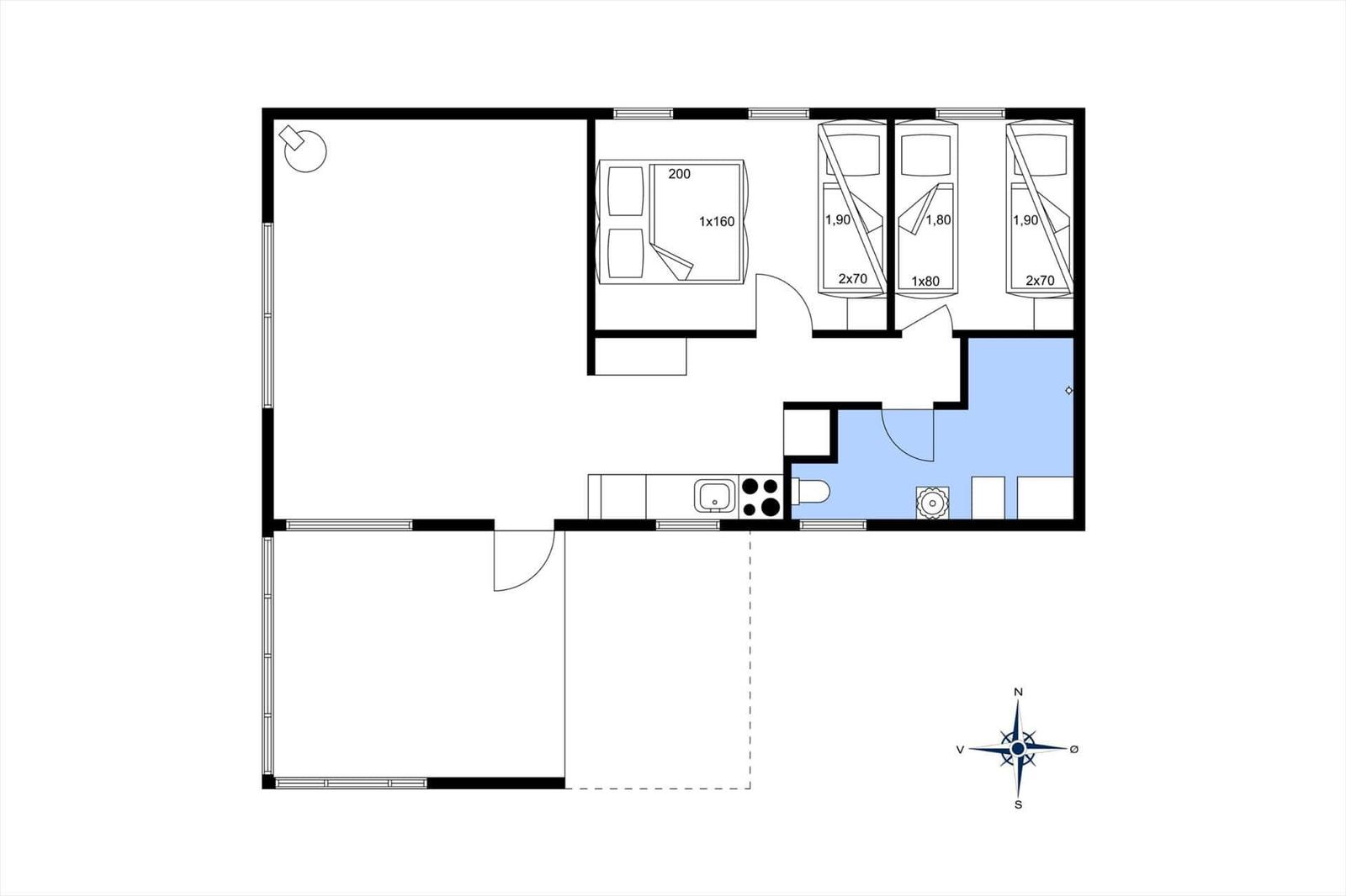 Apartment with bedroom, kitchen, and bathroom. Three sleeping places.