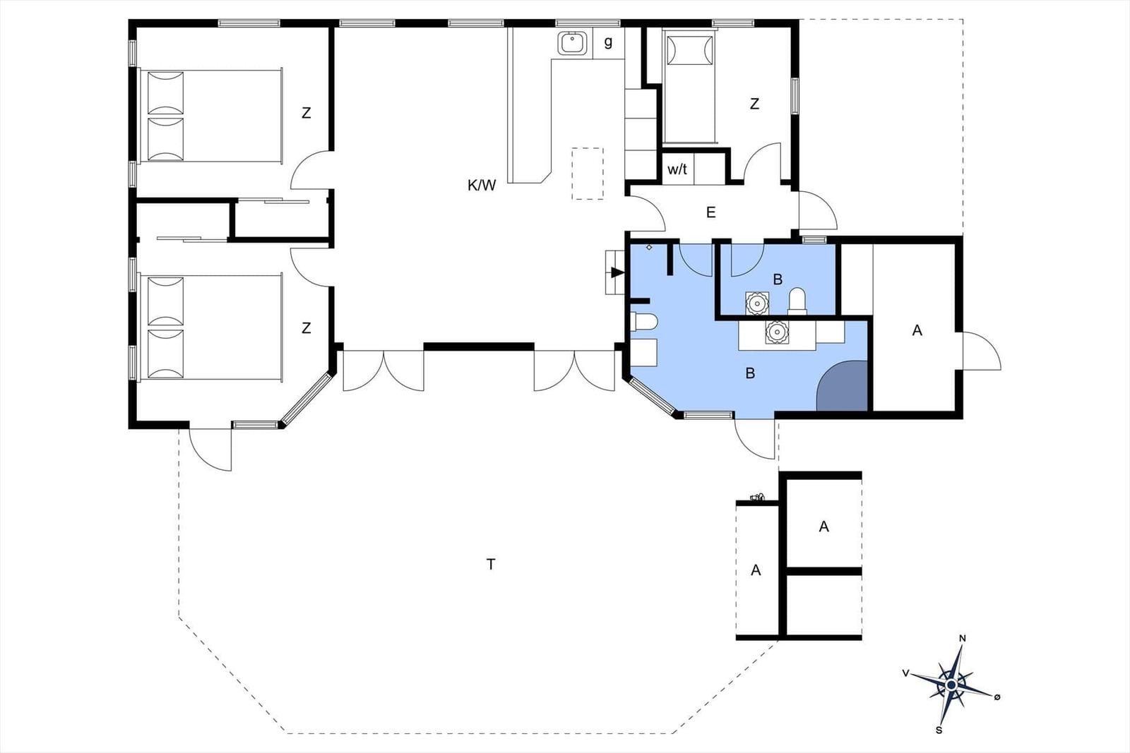 Room plan with bed and door, orientation with compass
