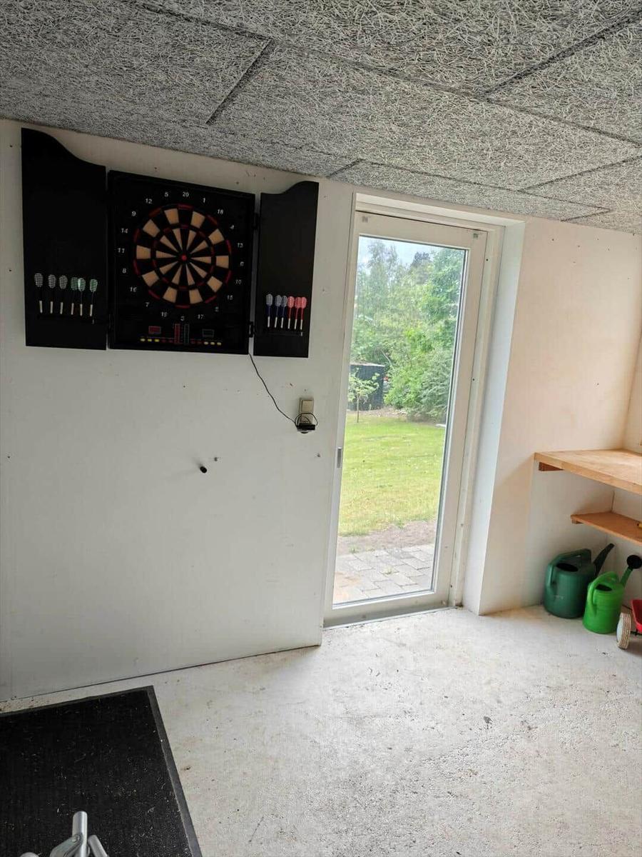 Stueplan zeigt Wohn- und Schlafzimmer, Küche und Badezimmer mit Raumangaben.