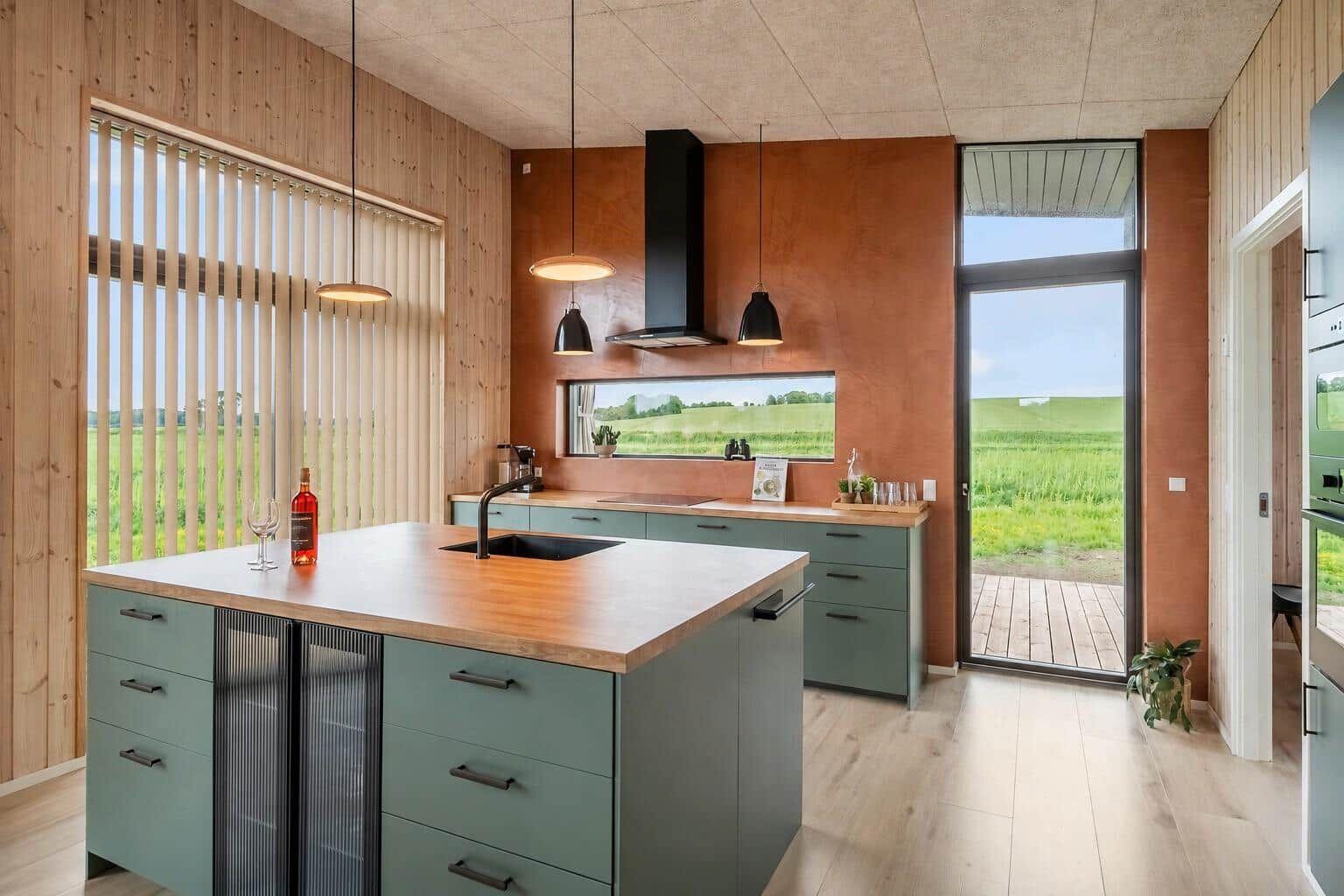 Kitchen/family room