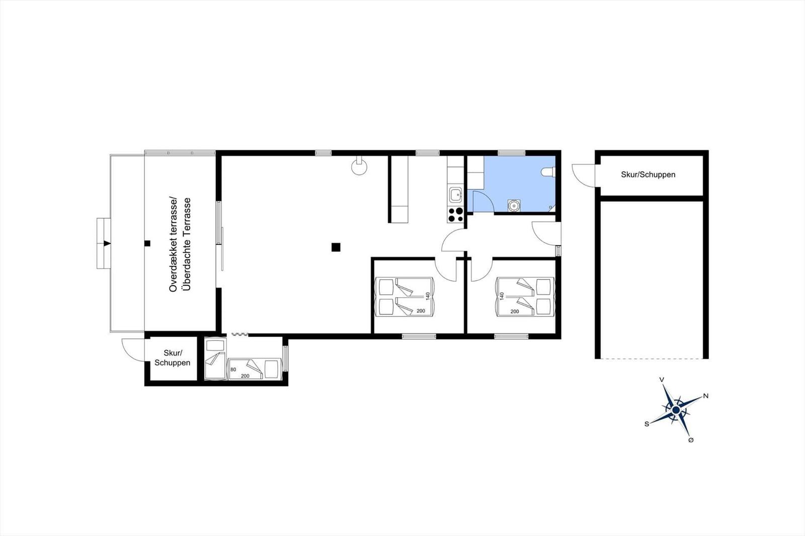 Floor plan of a vacation rental with two bedrooms, kitchen, bathroom, and covered terrace.