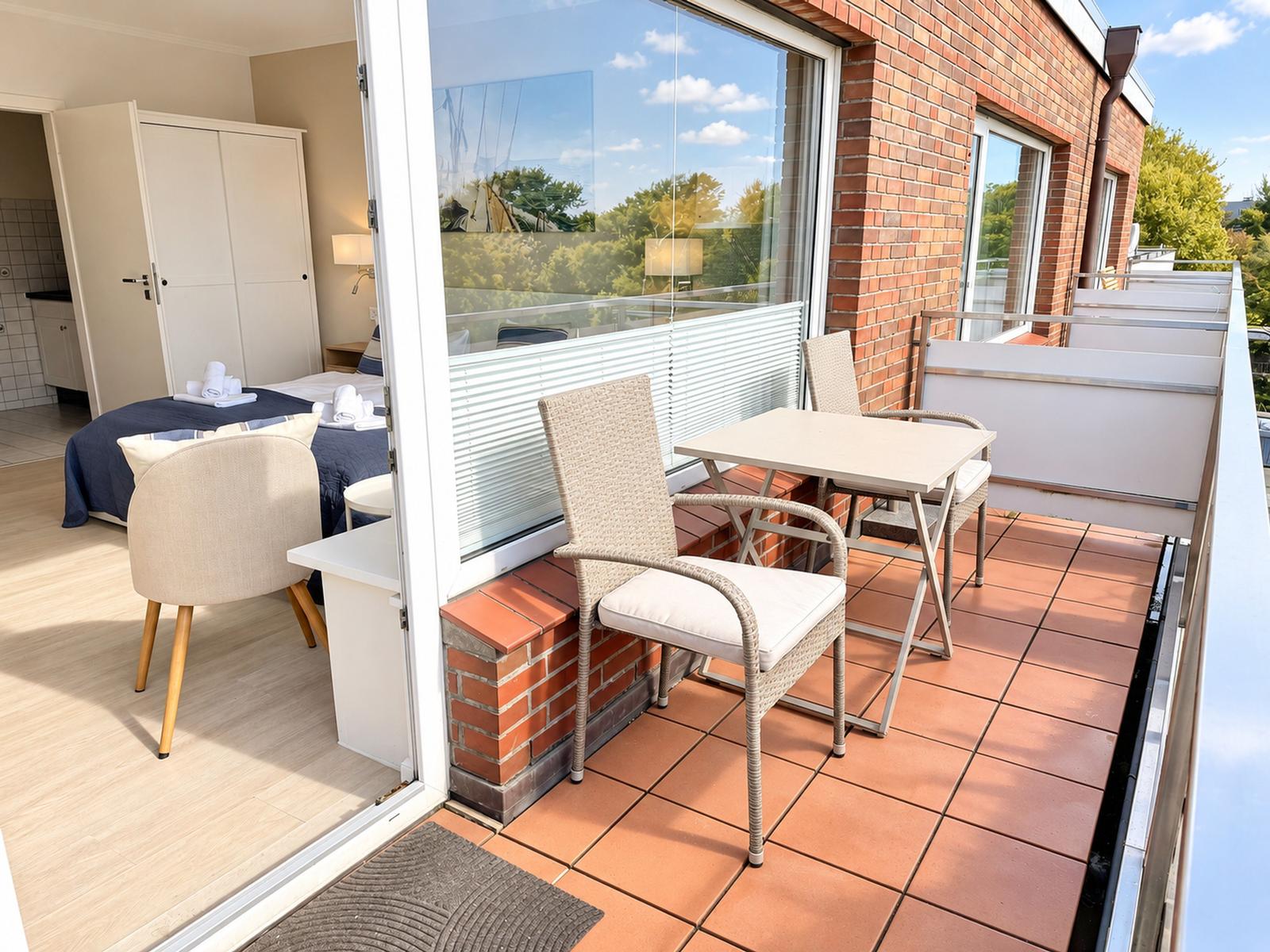 Möblierter Balkon