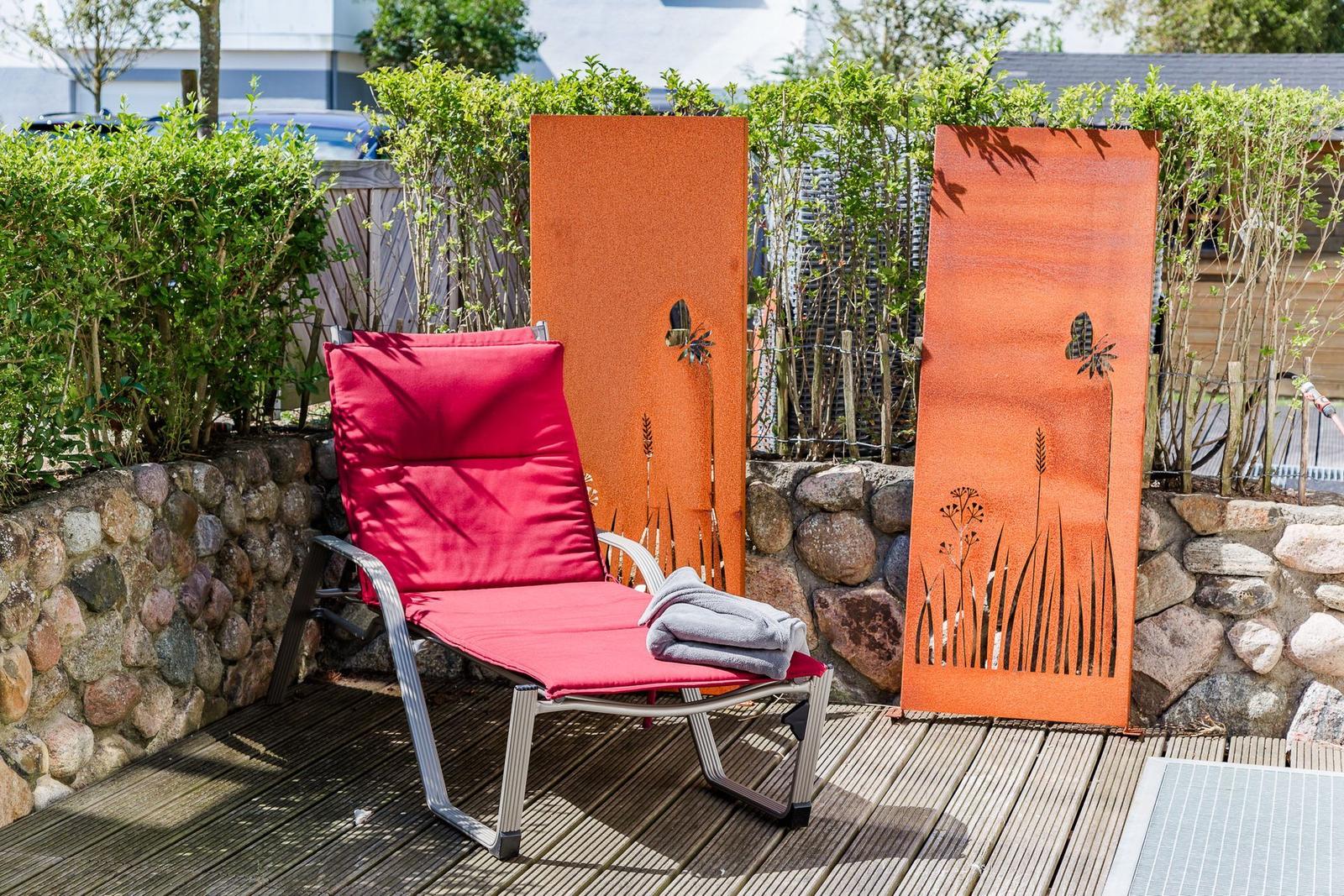 Sauna und Privatraum im Erdgeschoss. Plan zeigt Räume und Anordnung.