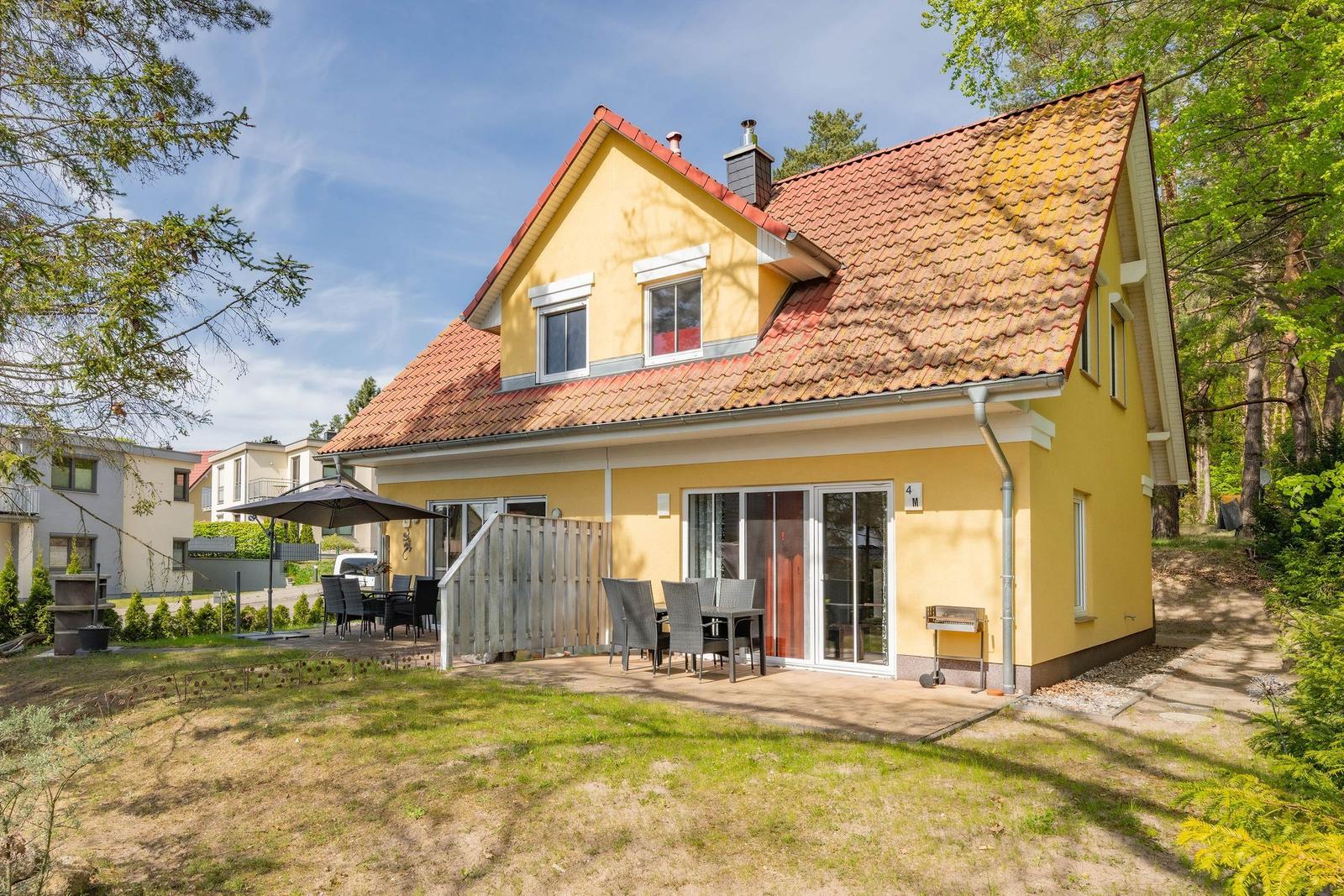 Fassade / Eingang