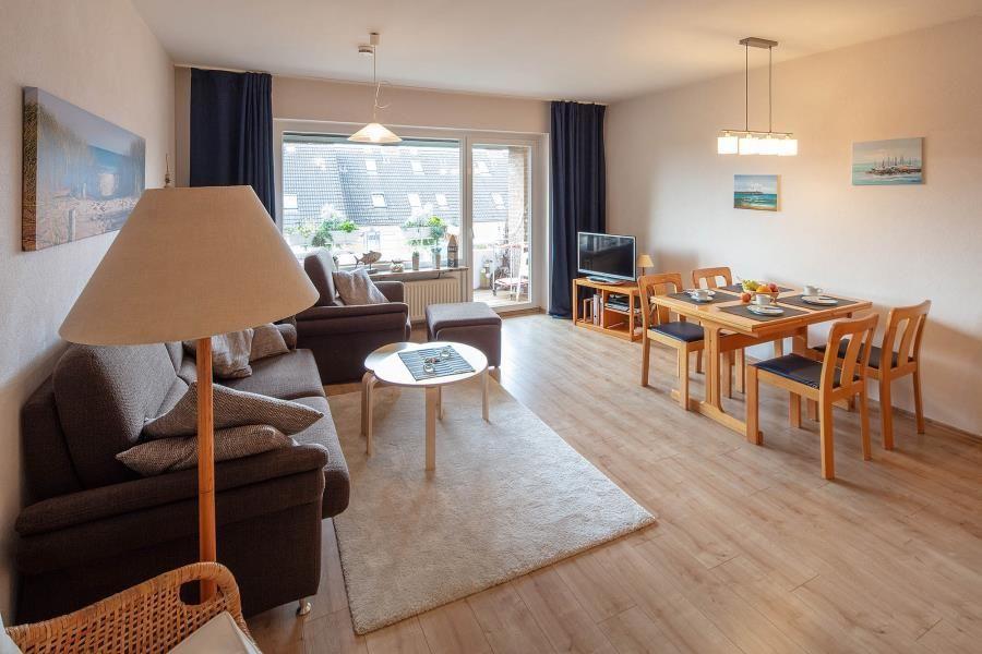 Spacious Living Room with Dining Table and Couch