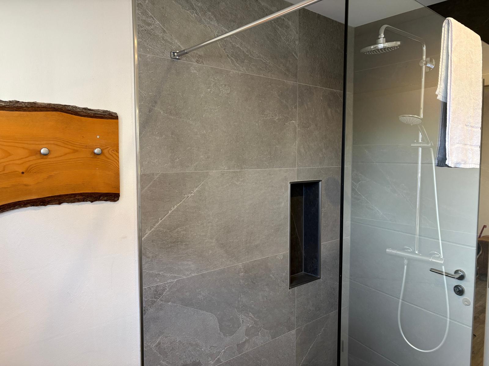 Badezimmer 1