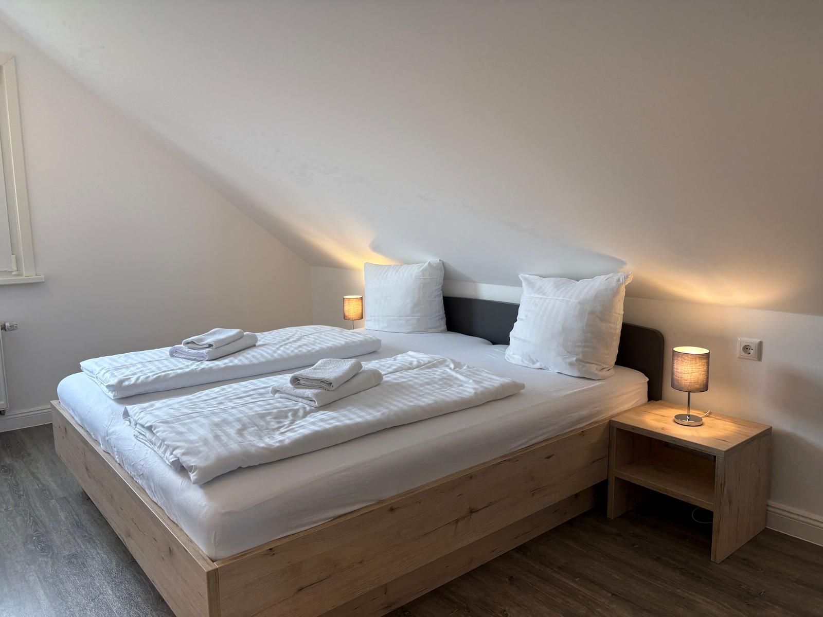 Schlafzimmer 2