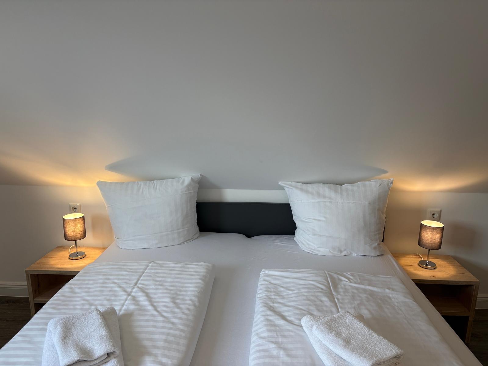 Schlafzimmer 2
