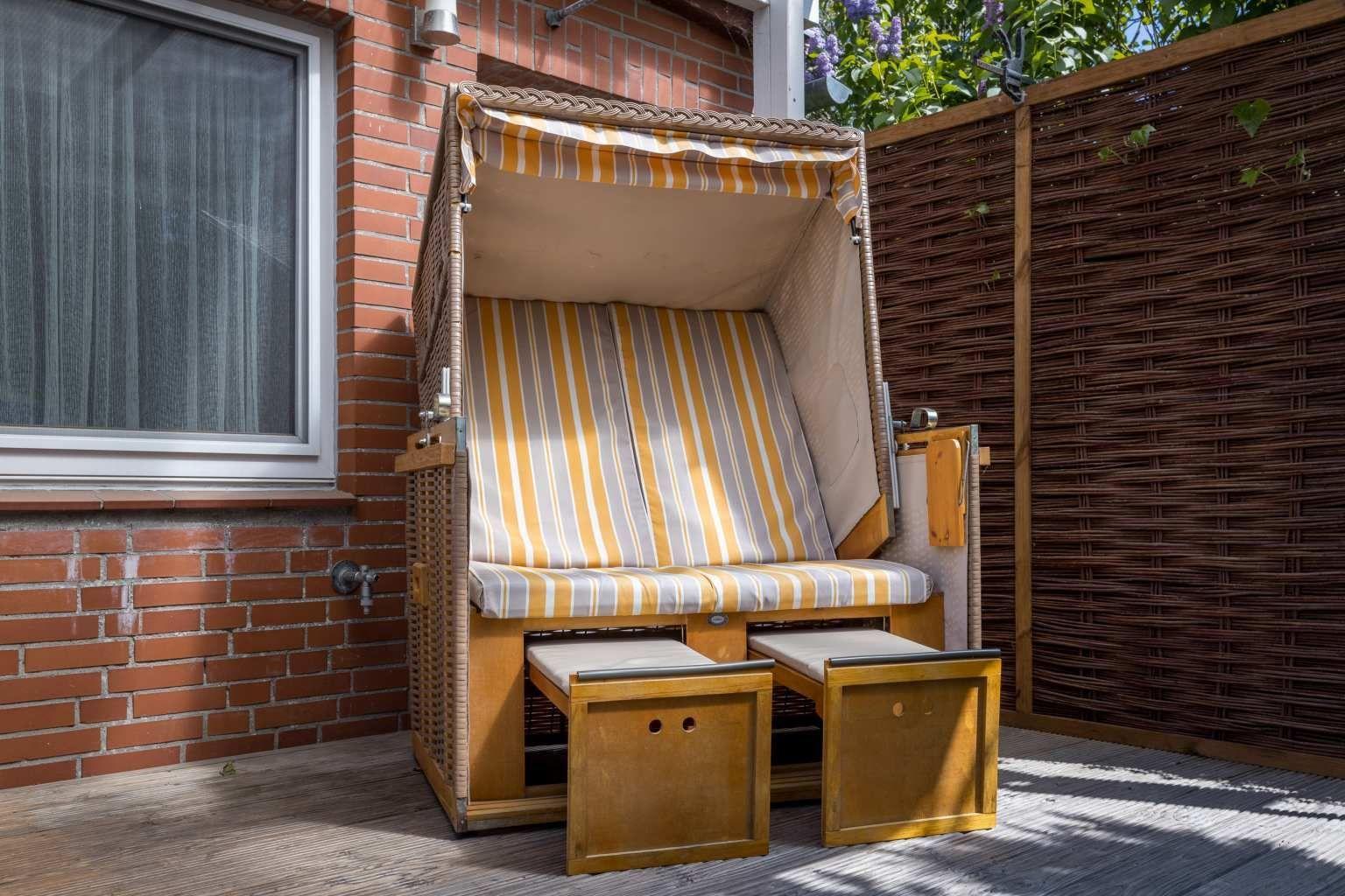 Strandkorb - Haus Sturmmoewe, Wohnung 4, Badallee 27-27a, St. Peter-Dorf...
