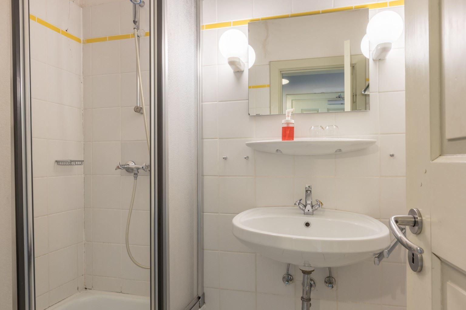 Badezimmer (ID 385)...
