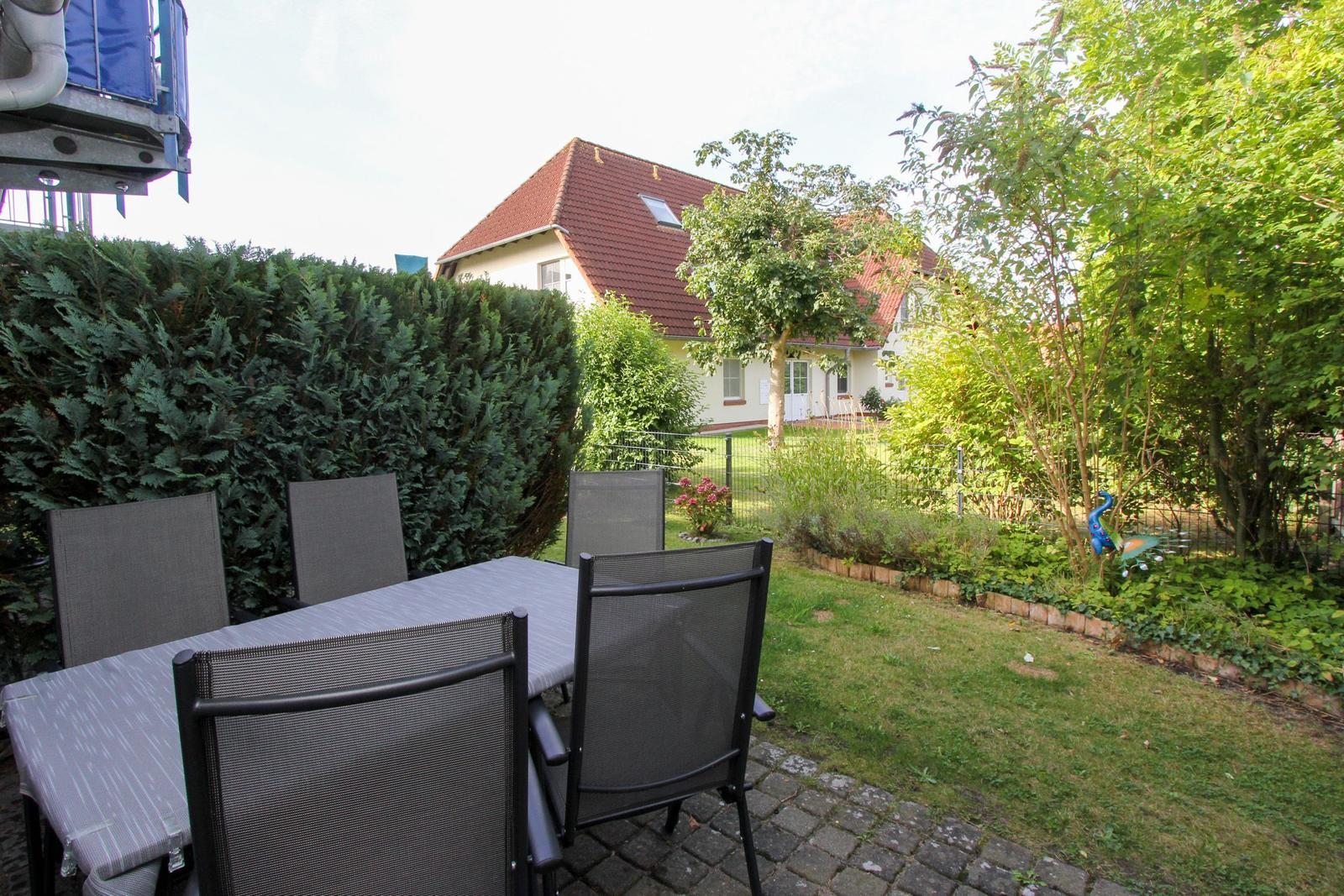 Terrasse und Garten