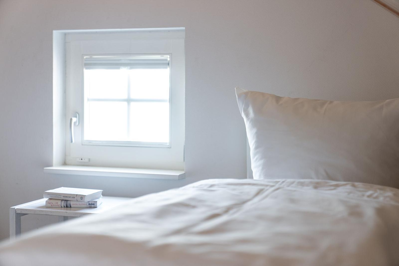 Bett