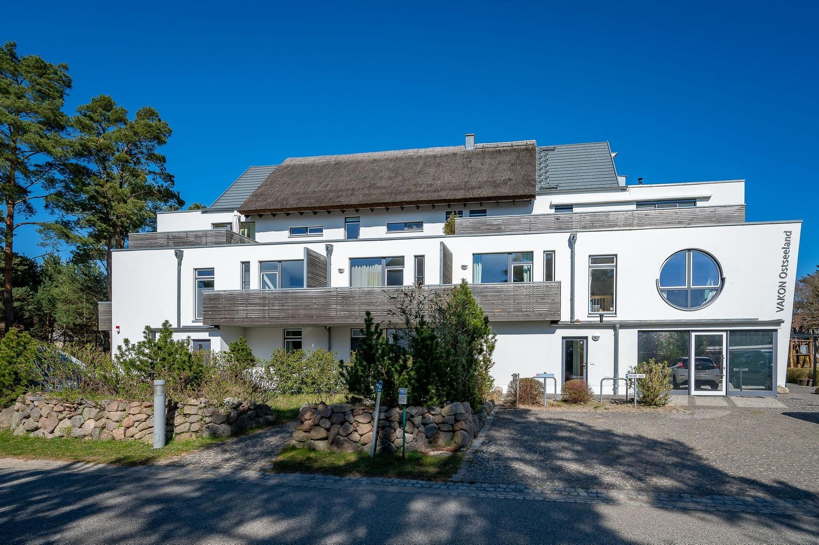 Wohnung mit zwei Schlafzimmern, Wohnbereich, Bad und Speicher