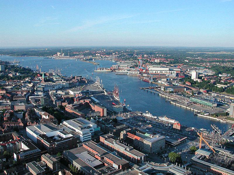 Kieler Förde Luftaufnahme der Kieler Förde