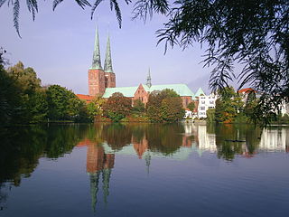 Lübecker Dom und Mühlenteich