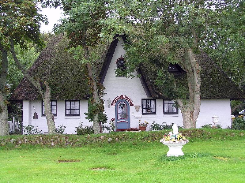 Thatched-roof house Archsum