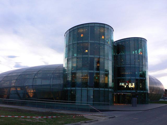 Hanger 7
