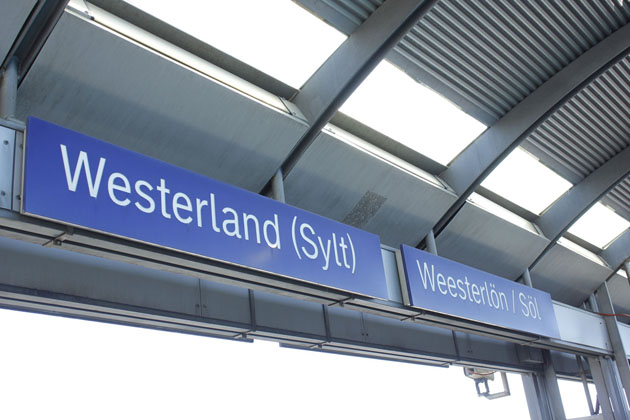 Schilder Bahnhof Westerland
