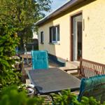 F-1106 Ferienhus Baabe Ferienhaus: Terrasse und Gartennutzung, in ruhiger Lage - Baabe
