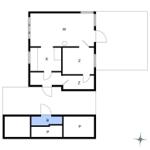 Wohnung mit Küche, zwei Schlafzimmern, Bad und Balkon. Untergeschoss mit Garage.