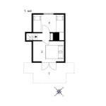 Erster Stock mit Schlafzimmer, Bad und Treppe.