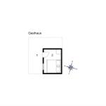 Gasthausgrundriss mit Schlafzimmer und Toilette. Orientierung mit Kompass.
