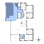Die Wohnung hat drei Schlafzimmer, eine Küche und eine Badewanne.
